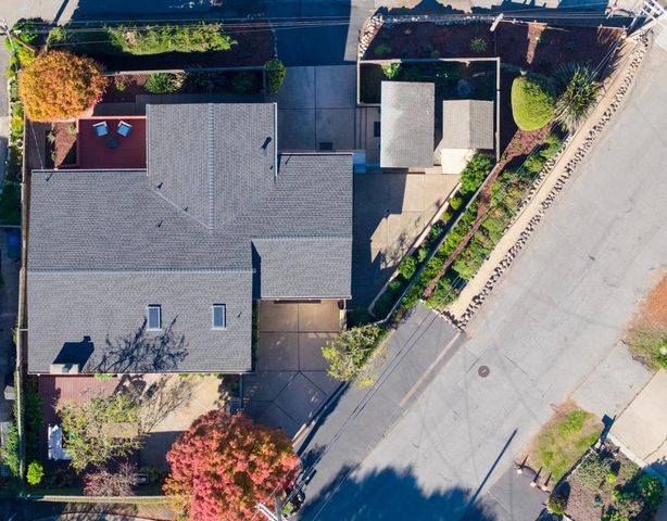 1122 Presidio Boulevard, Pacific Grove, CA 93950