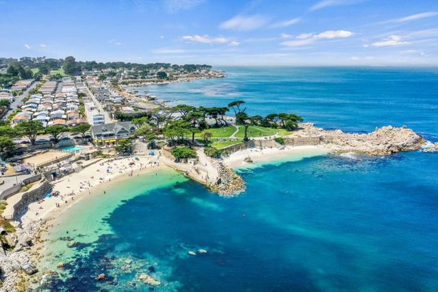 1122 Presidio Boulevard, Pacific Grove, CA 93950