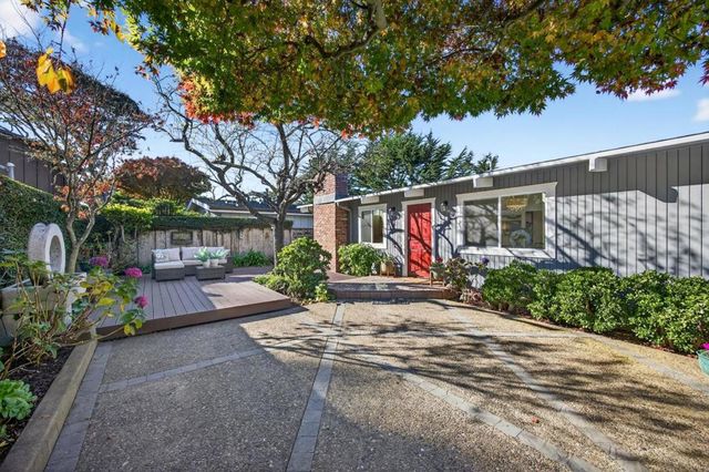 1122 Presidio Boulevard, Pacific Grove, CA 93950