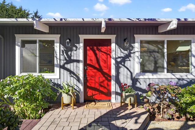 1122 Presidio Boulevard, Pacific Grove, CA 93950