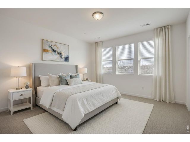960 Nettle Ln, Fort Collins, CO 80524