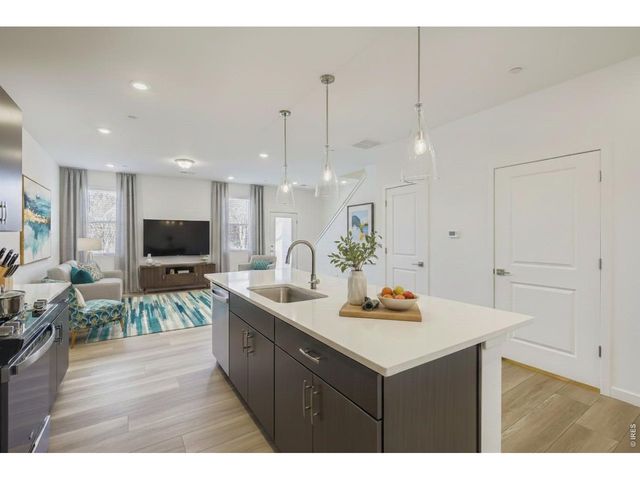 960 Nettle Ln, Fort Collins, CO 80524