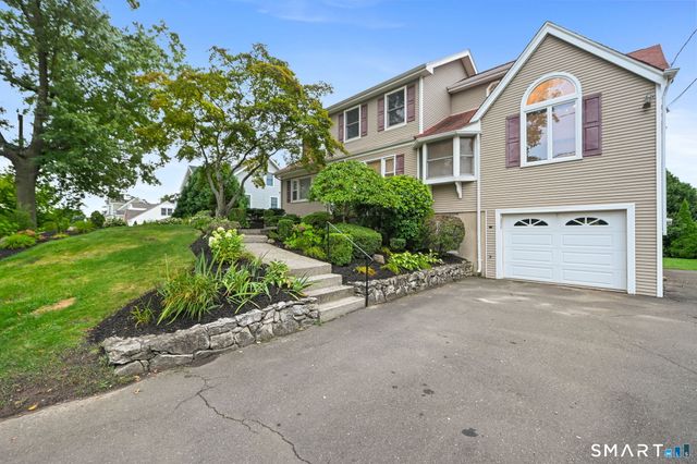 18 Windy Knolls, Greenwich, CT 06831
