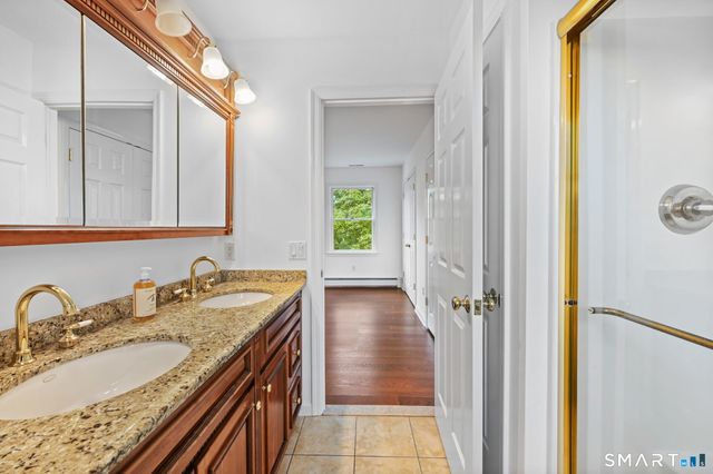 18 Windy Knolls, Greenwich, CT 06831
