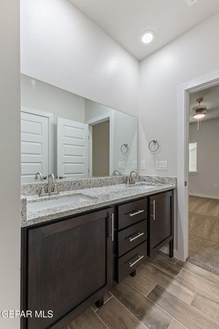 11849 Artekale Place, El Paso, TX 79934