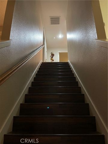 612 W Packwood, Visalia, CA 93277