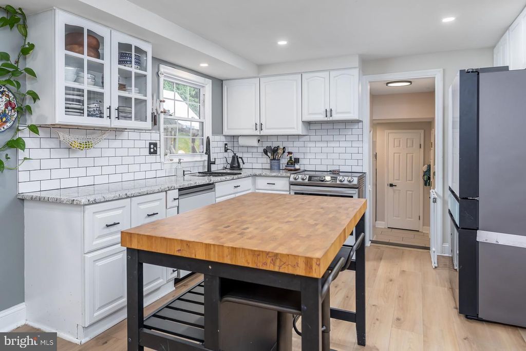 24 GOODWIN PKWY, SEWELL, NJ 08080 — photo 4
