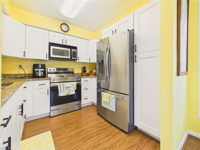 512 24th St Apt 104, Virginia Beach, VA 23451