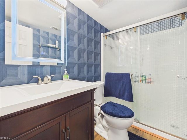 512 24th St Apt 104, Virginia Beach, VA 23451