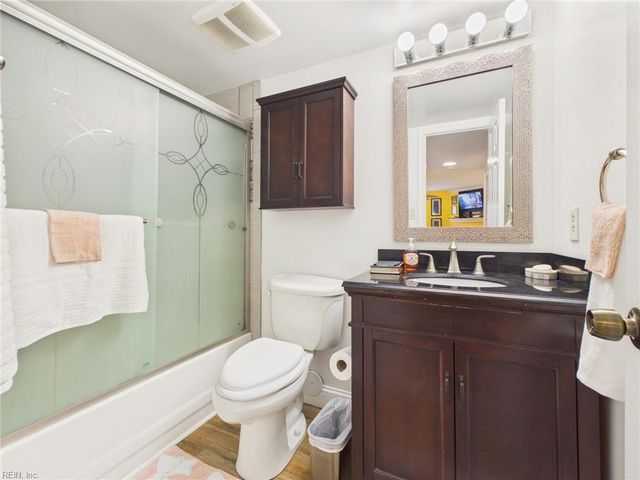 512 24th St Apt 104, Virginia Beach, VA 23451