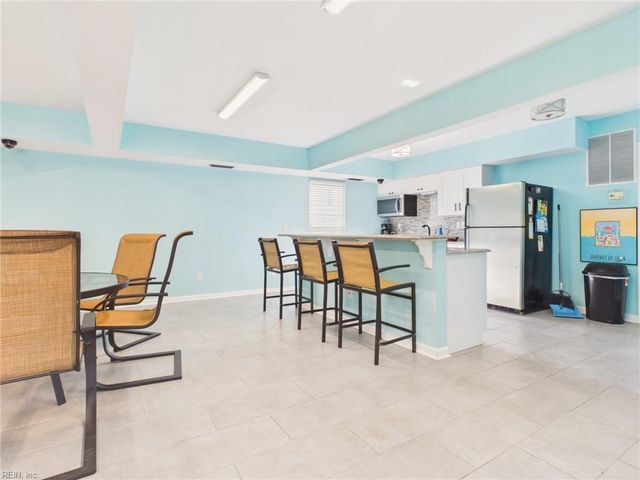 512 24th St Apt 104, Virginia Beach, VA 23451
