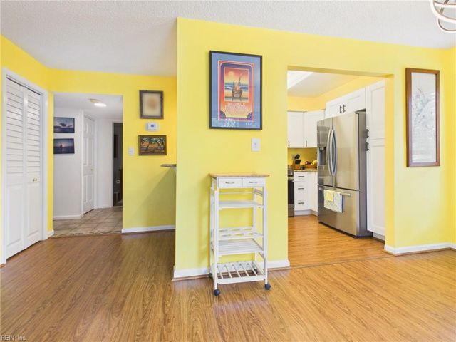512 24th St Apt 104, Virginia Beach, VA 23451