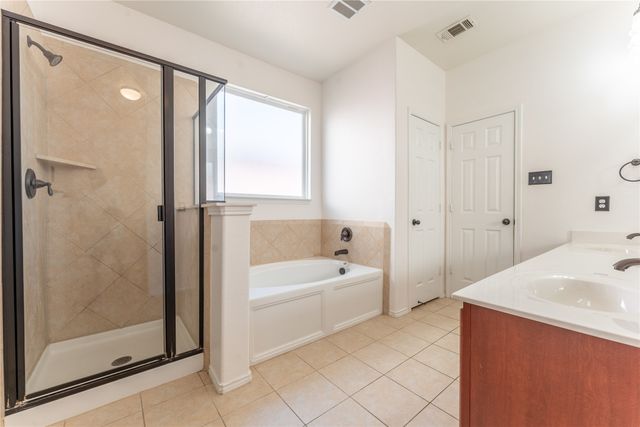 9032 Yellow Cedar Trail, Fort Worth, TX 76244