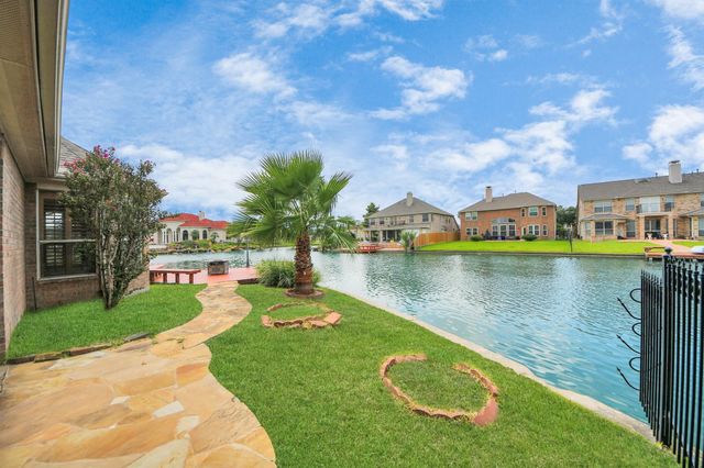 12003 Sunrise Way, Houston, TX 77065