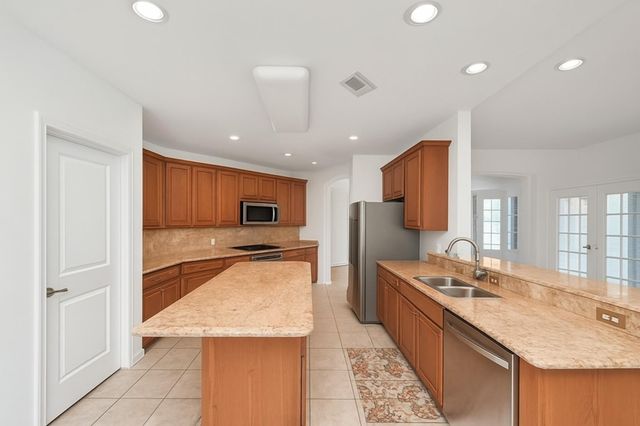 12003 Sunrise Way, Houston, TX 77065