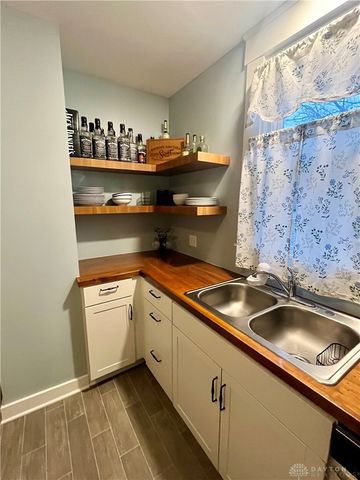 119 Main Street, College Corner, OH 45003