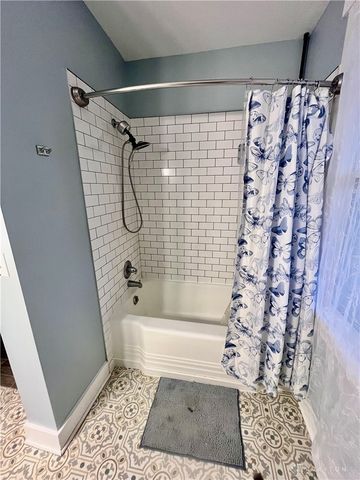 119 Main Street, College Corner, OH 45003