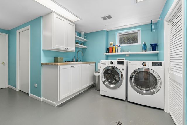 9306 Kostner Avenue, Skokie, IL 60076