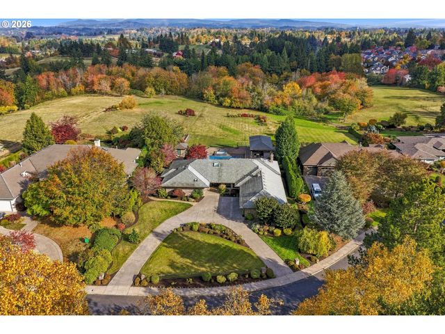 750 Se ARROW CREEK Ln, Gresham, OR 97080
