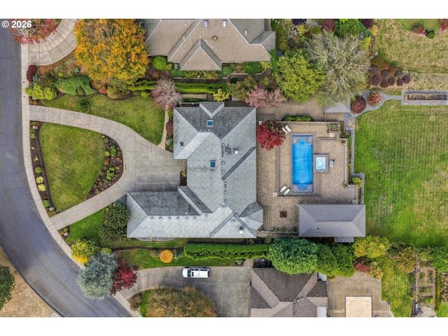 750 Se ARROW CREEK Ln, Gresham, OR 97080