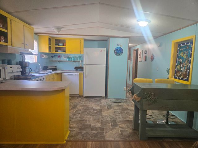348 Bridge St., Garden City Beach, SC 29576