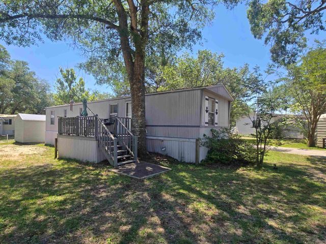 348 Bridge St., Garden City Beach, SC 29576