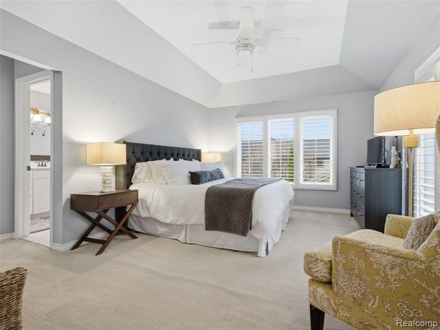 307 Taylor Avenue, Rochester, MI 48307