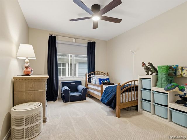 307 Taylor Avenue, Rochester, MI 48307