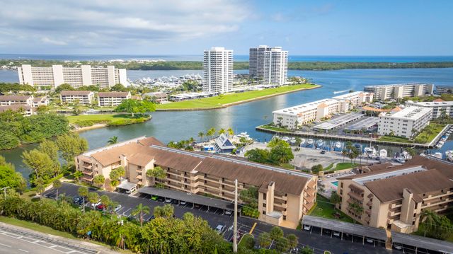 1036 Us Highway 1 216, North Palm Beach, FL 33408