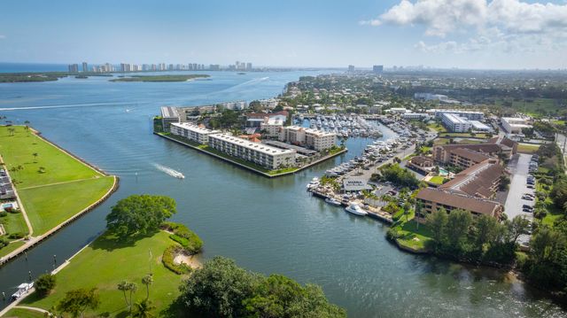 1036 Us Highway 1 216, North Palm Beach, FL 33408