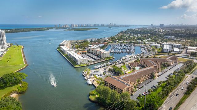 1036 Us Highway 1 216, North Palm Beach, FL 33408