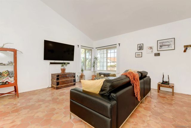 2735 Waterbury Way, Carlsbad, CA 92010