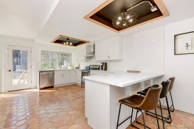 2735 Waterbury Way, Carlsbad, CA 92010