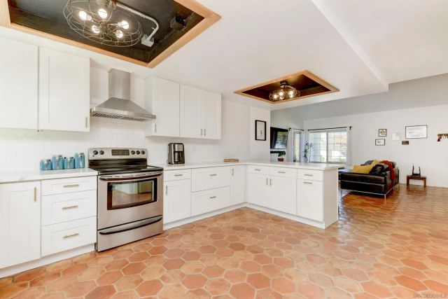 2735 Waterbury Way, Carlsbad, CA 92010