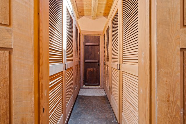 22 La Vega, Galisteo, NM 87540