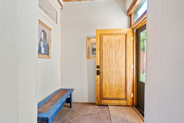 22 La Vega, Galisteo, NM 87540