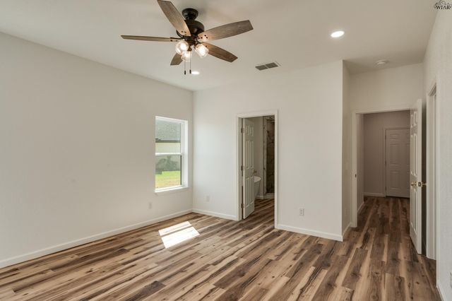 1442 AMHERST STREET, Burkburnett, TX 76354