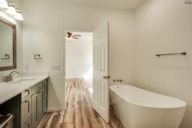 1442 AMHERST STREET, Burkburnett, TX 76354