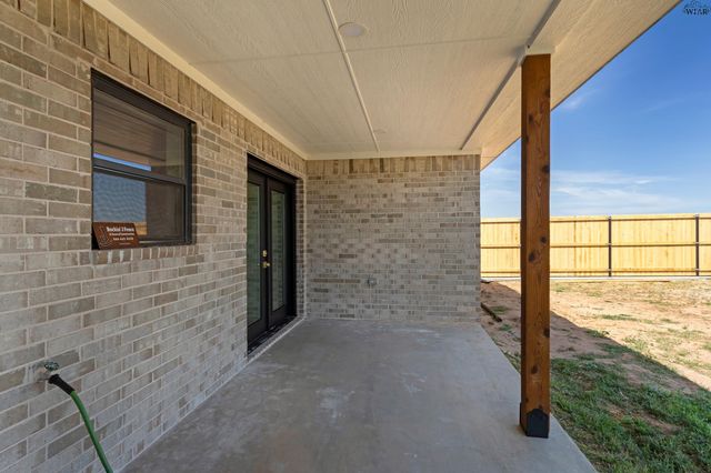 1442 AMHERST STREET, Burkburnett, TX 76354