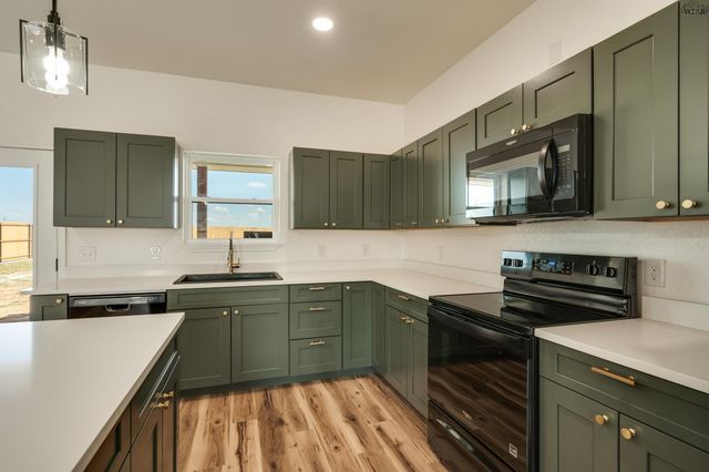 1442 AMHERST STREET, Burkburnett, TX 76354