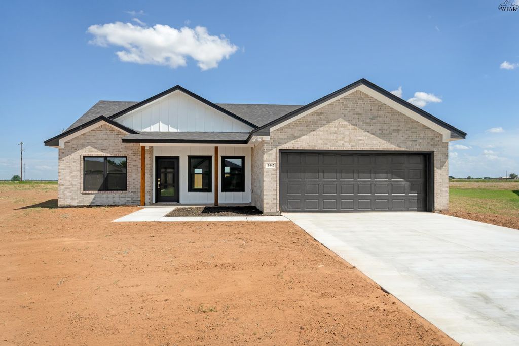 1442 AMHERST STREET, Burkburnett, TX 76354