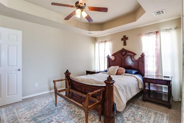 893 S Cemetery Road, Tuttle, OK 73089