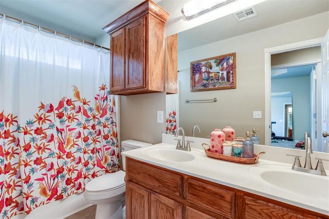 893 S Cemetery Road, Tuttle, OK 73089