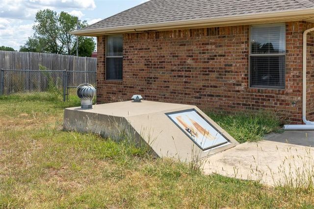 893 S Cemetery Road, Tuttle, OK 73089