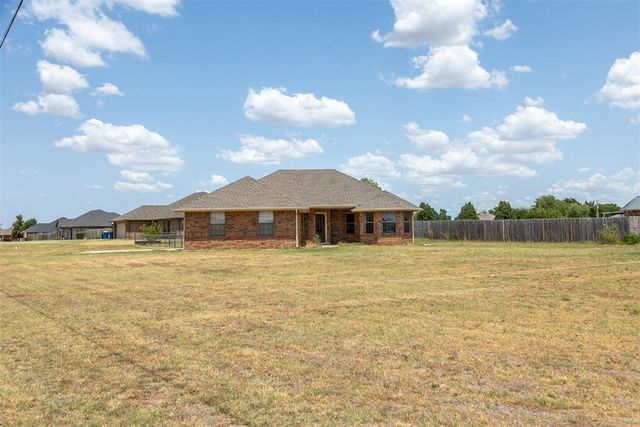 893 S Cemetery Road, Tuttle, OK 73089