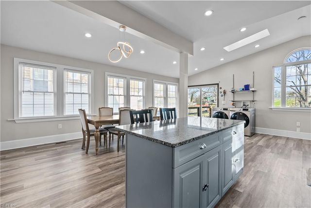 421 E Pembroke AVE, Hampton, VA 23669