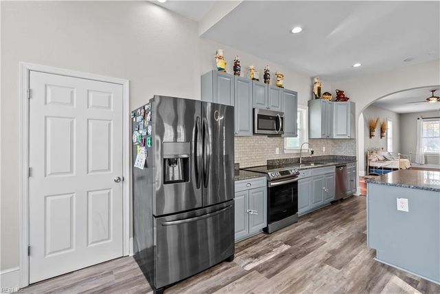 421 E Pembroke AVE, Hampton, VA 23669