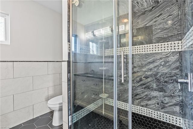 421 E Pembroke AVE, Hampton, VA 23669