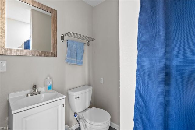 421 E Pembroke AVE, Hampton, VA 23669