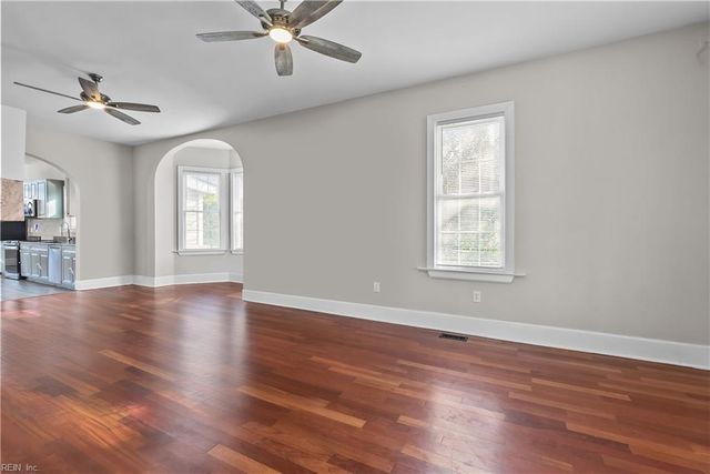 421 E Pembroke AVE, Hampton, VA 23669